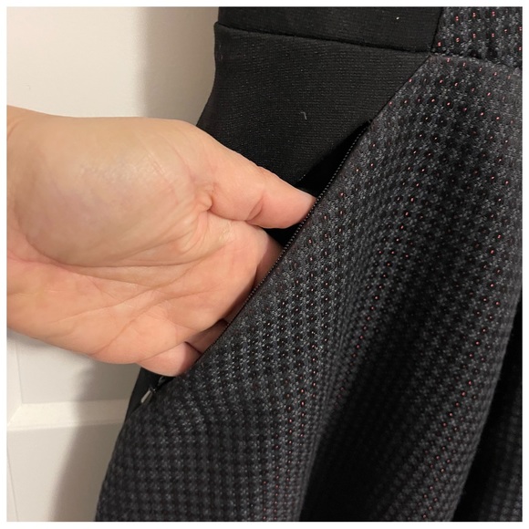 Comfy casual party dress - Picture 3 of 5